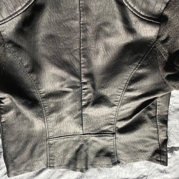 Xhilaration Black Faux Leather and Sweater Jacket Women- Size L - NWOT - Picture 12 of 14